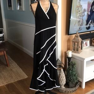 Absolutely Striking Dress Backless & such details